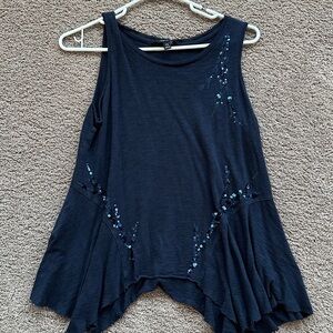 Blue blouse with sequin details 
Size petite small